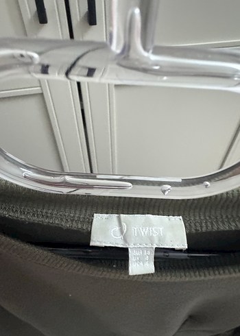 Uzun Kollu Kuşaklı Siyah Triko Elbise - Görsel 2