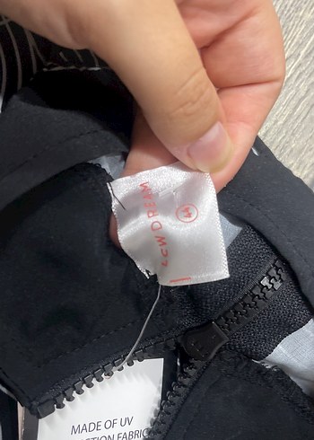 Geometrik Desenli Siyah Tesettür Haşema - Görsel 4