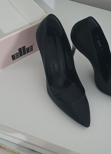 Elle Elle marka stiletto