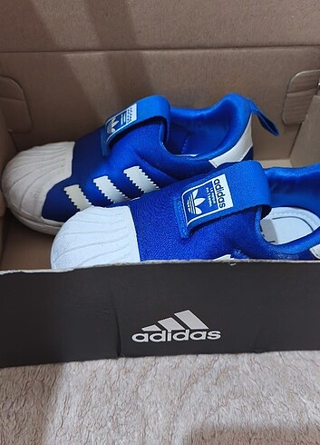 23.5 numara Adidas süperstar 