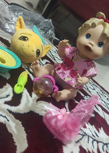 Diğer Hasbro orjinal baby alive muz seven bebeğim..