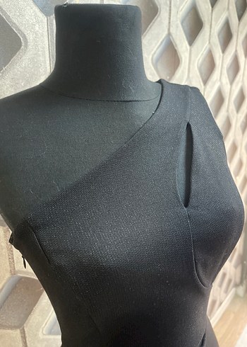 Siyah Tek Omuzlu Uzun Abiye Elbise - Görsel 3