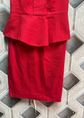 Kırmızı Pilili Uzun Kadın Kalem Elbise - Görsel 3