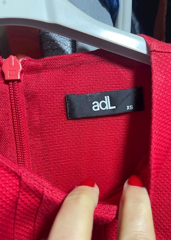 Kırmızı Pilili Uzun Kadın Kalem Elbise - Görsel 7