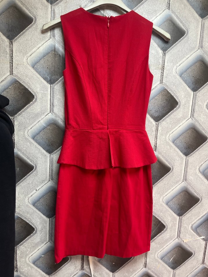 Kırmızı Pilili Uzun Kadın Kalem Elbise - Görsel 4