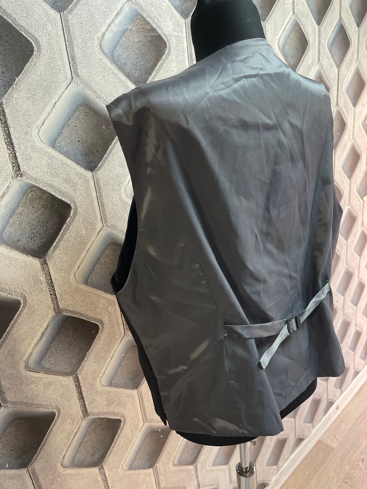 Düğmeli Siyah Erkek Yelek, Notch Yaka, Regular Fit - Görsel 4