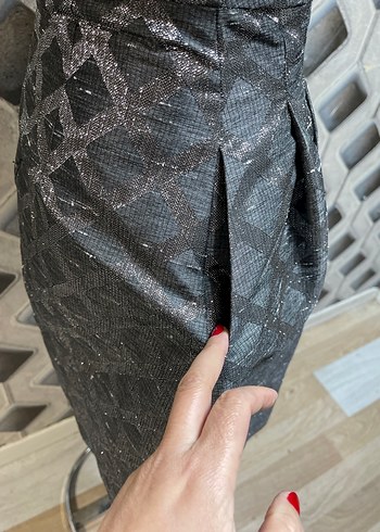 Gri Yılan Desenli Midi Elbise - Görsel 4