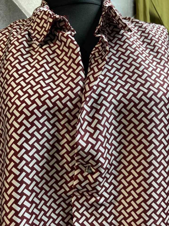 Bordo Desenli Gömlek - Görsel 3