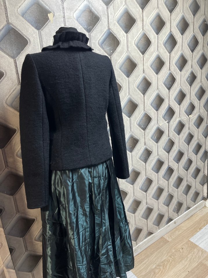 Kadın Siyah Yün Fırfırlı Uzun Blazer Ceket - Görsel 5