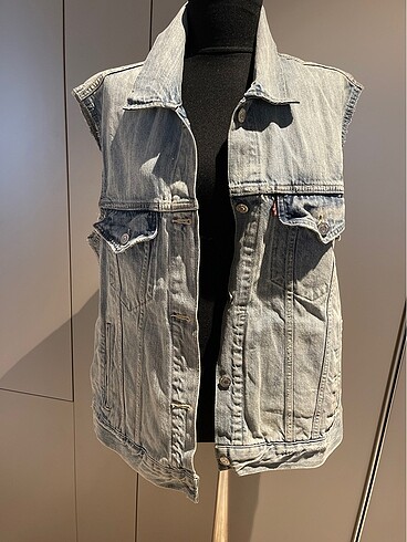 Levis marka