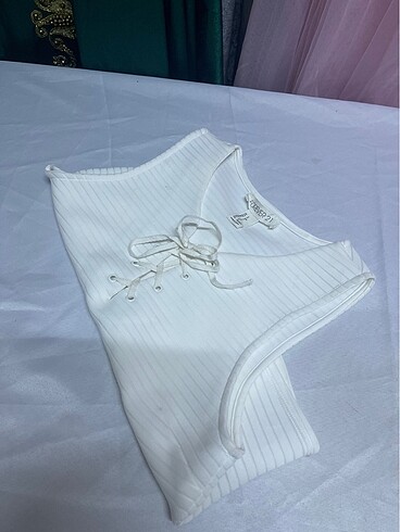 s Beden Forever marka crop bluz