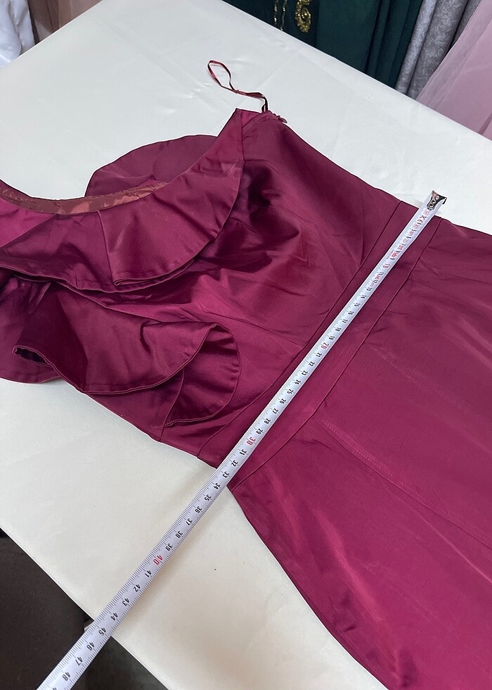 Koton marka kısa abiye - Görsel 4