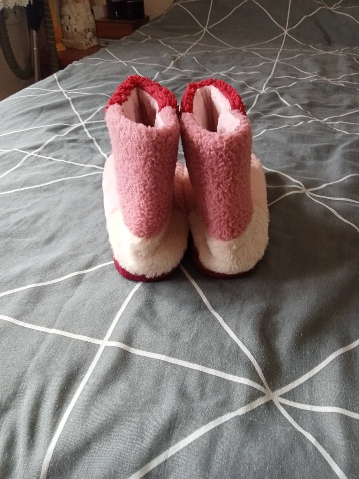 Kızlar için Pembe Sıcak Kürklü Terlik - Görsel 2