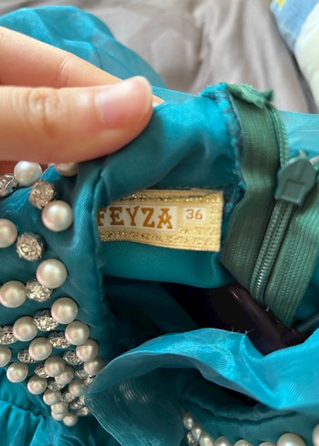 Turkuaz Parlak Uzun Kollu Gotik Elbise - Görsel 5