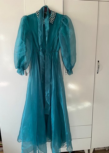 Turkuaz Parlak Uzun Kollu Gotik Elbise - Görsel 3