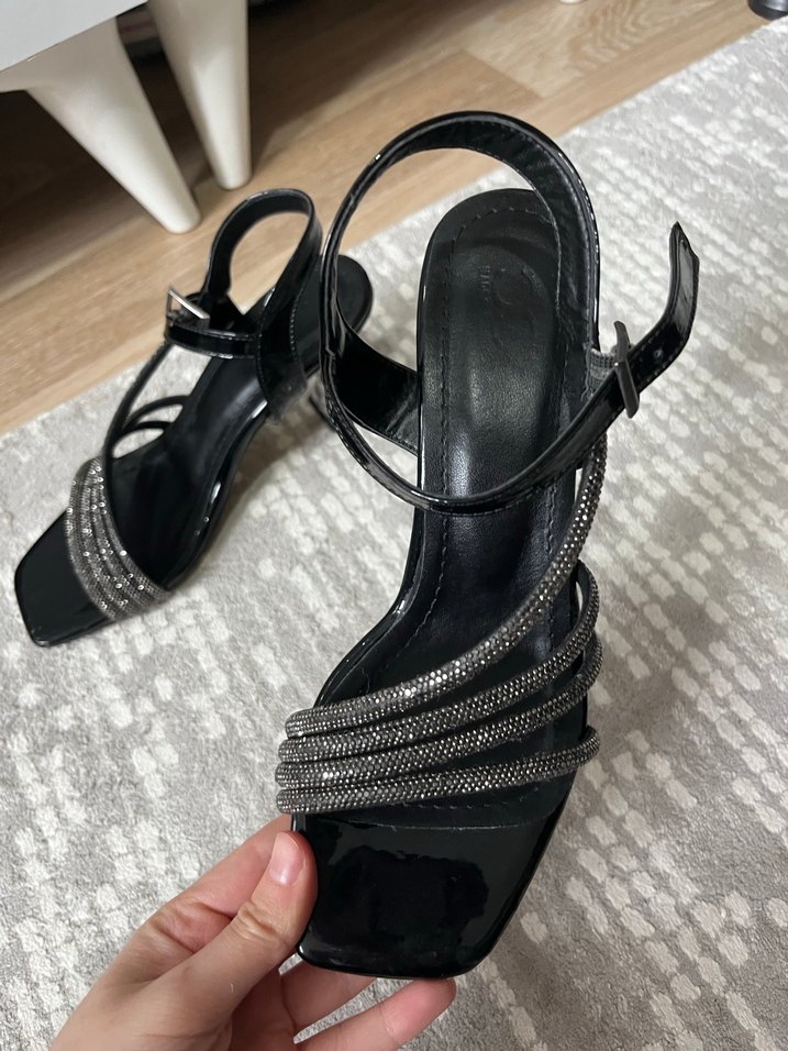 Kadın topuklu - Görsel 2