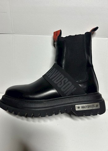 Harley davidson kadın bot - Görsel 4
