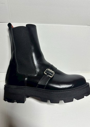 Harley davidson kadın bot - Görsel 2