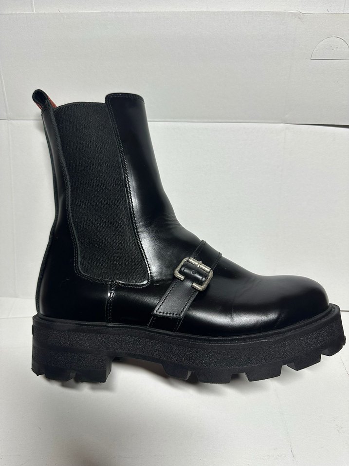 Harley davidson kadın bot - Görsel 3