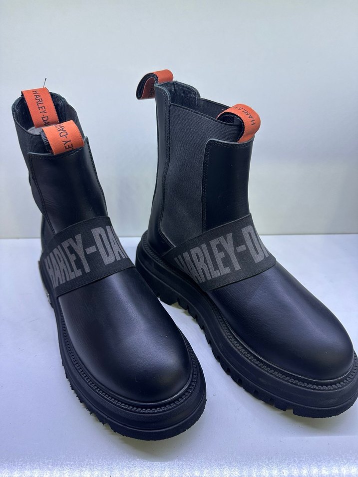 Harley davidson kadın bot - Görsel 4