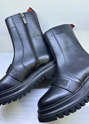 Harley davidson kadın bot - Görsel 2