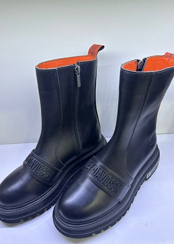 Harley davidson kadın bot - Görsel 5