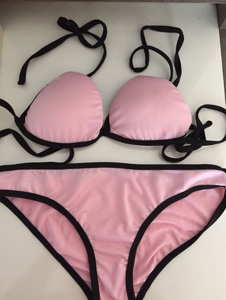 Toz pembe bikini????