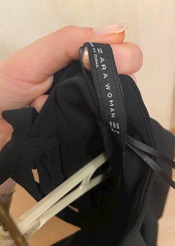 Siyah Uzun Kollu Gevşek Kesim Kadın Elbise - Görsel 4