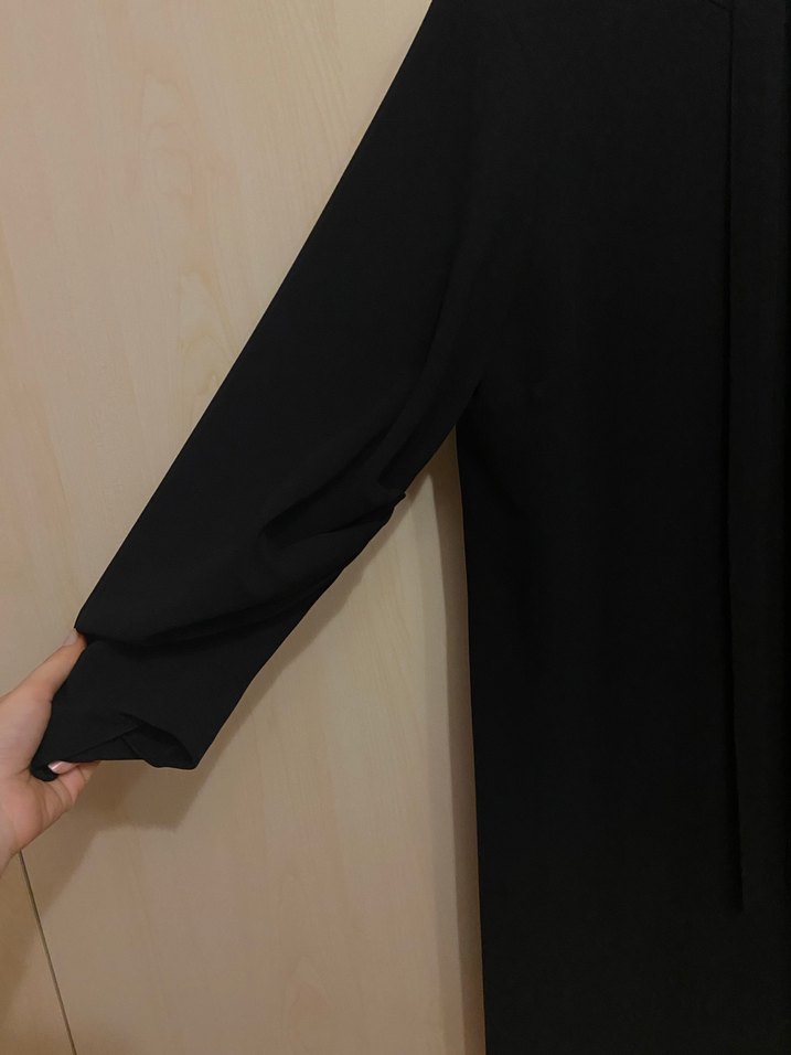 Siyah Uzun Kollu Gevşek Kesim Kadın Elbise - Görsel 2