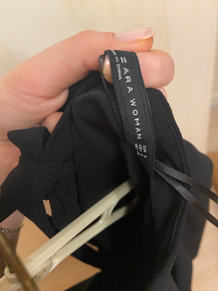 Siyah Uzun Kollu Gevşek Kesim Kadın Elbise - Görsel 4