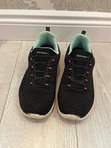 Skechers spor ayakkabı