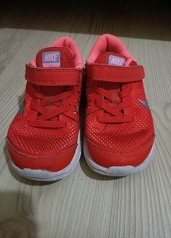 26 Beden Nike çocuk ayakkabi