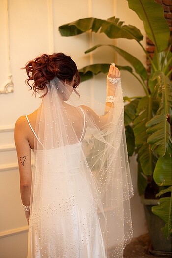 m Beden beyaz Renk Saten uzun nikah elbisesi