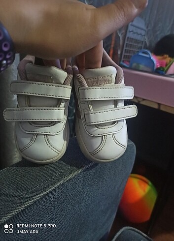 Adidas Kız bebek spor ayakkabi 