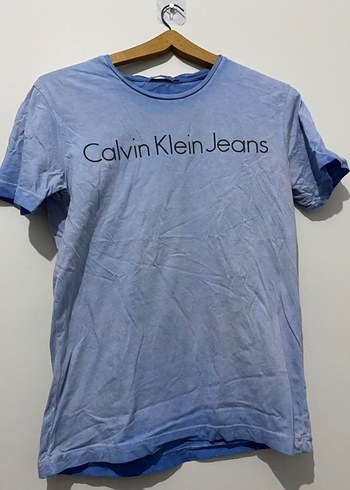 Calvin Klein l