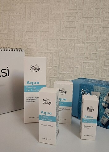 Farmasi Aqua Set