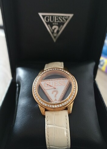  Beden #GUESS Kadın Kol Saati