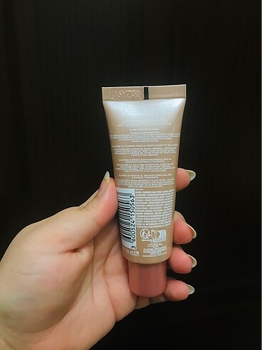 Beden Loreal aydınlatıcı baz