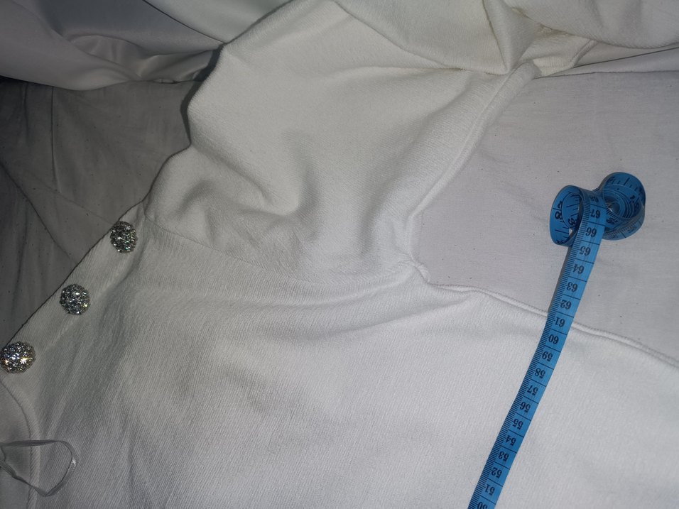 Düğmeli Beyaz Kadın Uzun Kollu Tişört - Görsel 3