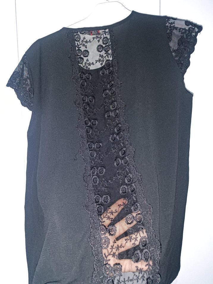 Dantel Detaylı Siyah Kadın Bluz - Görsel 3