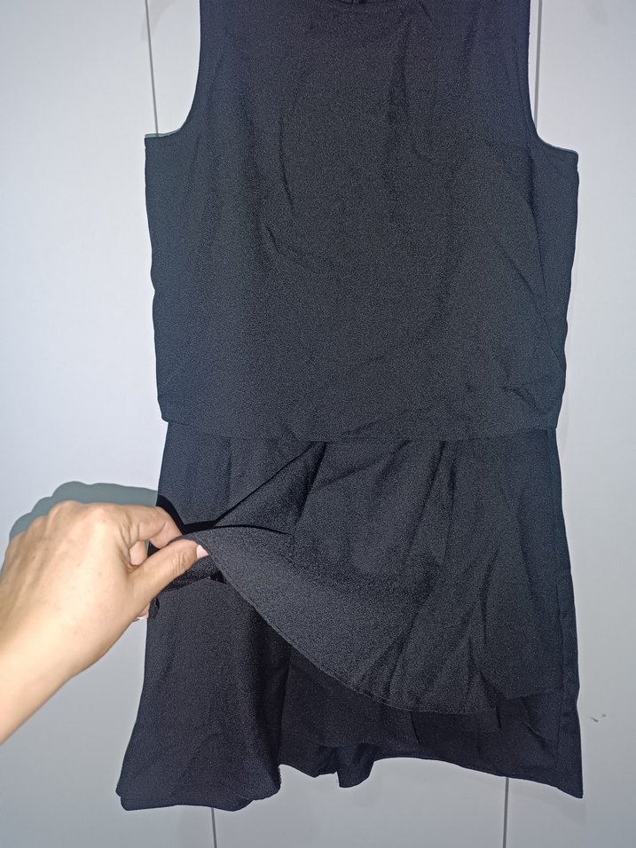 Kadın Siyah Mini Kolsuz Jumpsuit - Görsel 2