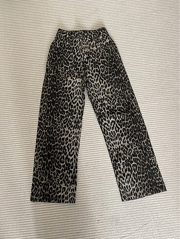 Diğer leopar pantolon