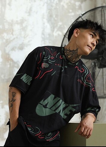 Nike Oversize Tişört
