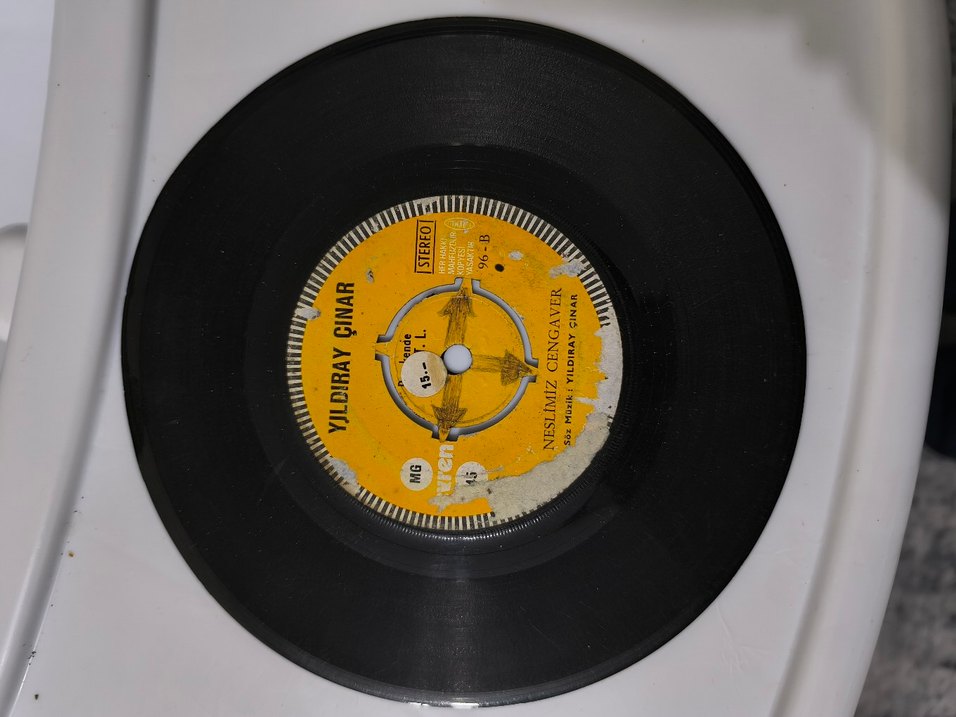 Yıldıray Çınar - Ahu Gözlüm 45'lik Plak - Görsel 2