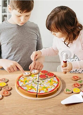 Ahşap oyuncak pizza