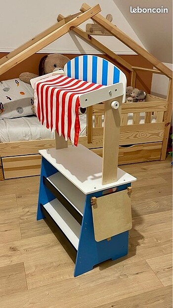 Beden Renk Ahşap tiyatro market 2 in 1