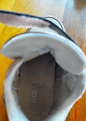 Kız Çocuk Parlak Altın Desenli Spor Ayakkabı - Görsel 5