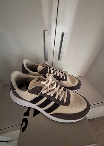 Adidas erkek spor ayakkabısı - Görsel 6