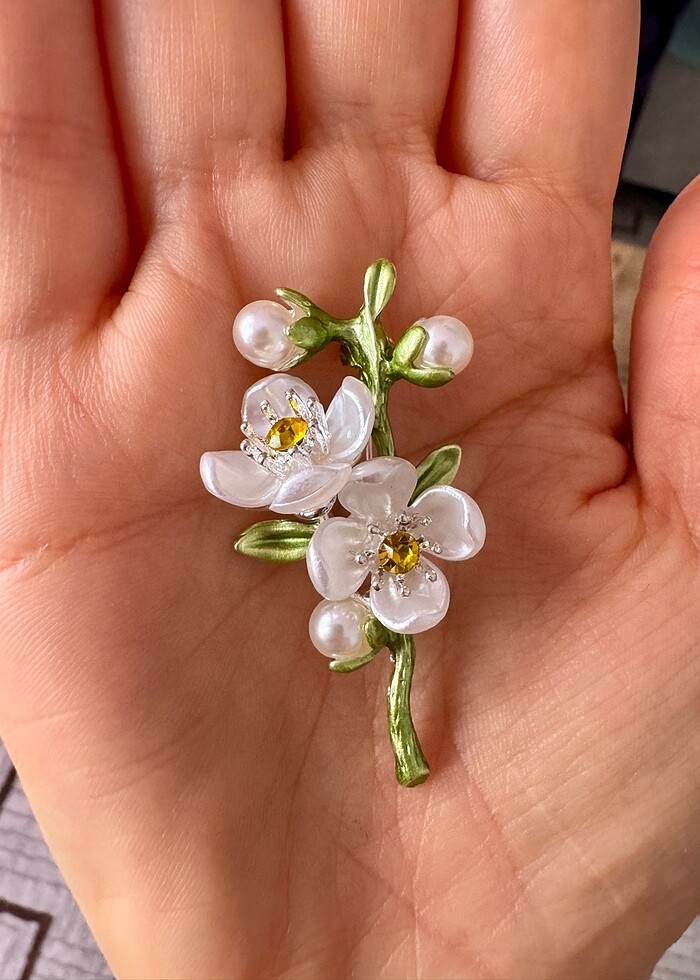 Kadın çiçek broş - Görsel 2