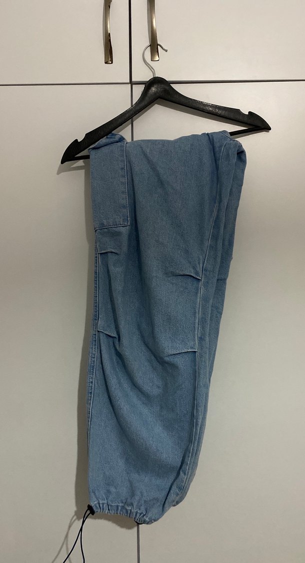 Mavi Beli Lastikli Rahat Kesim Kadın Jean - Görsel 3